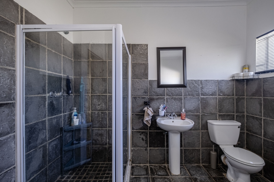 4 Bedroom Property for Sale in Framesby Eastern Cape